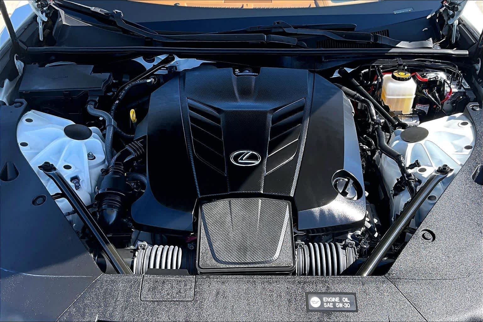 Used 2024 Ultra White Lexus  image 27