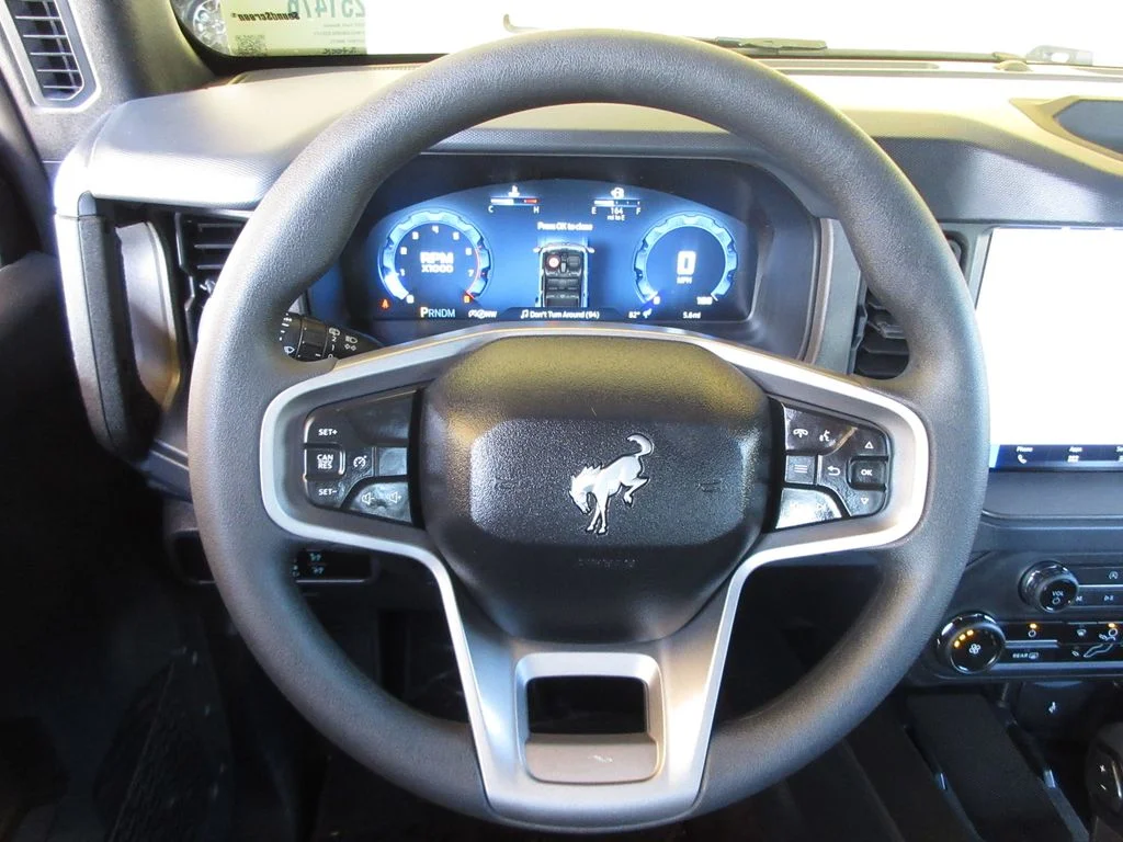 2025 Ford Bronco 4-Door Base - Photo 14