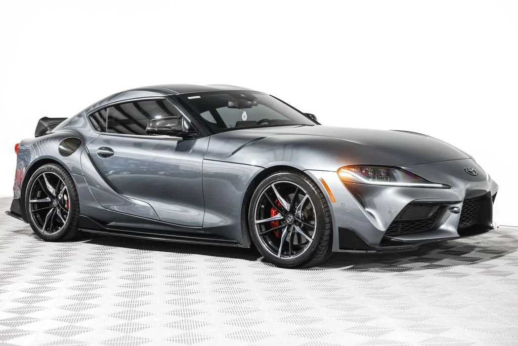 Used 2022 Gray Toyota 3.0 image 5