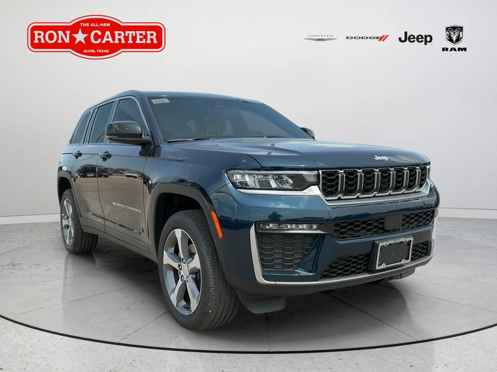 New 2026 Fathom Blue Pearl-Coat Exterior Paint Jeep Limited image 1