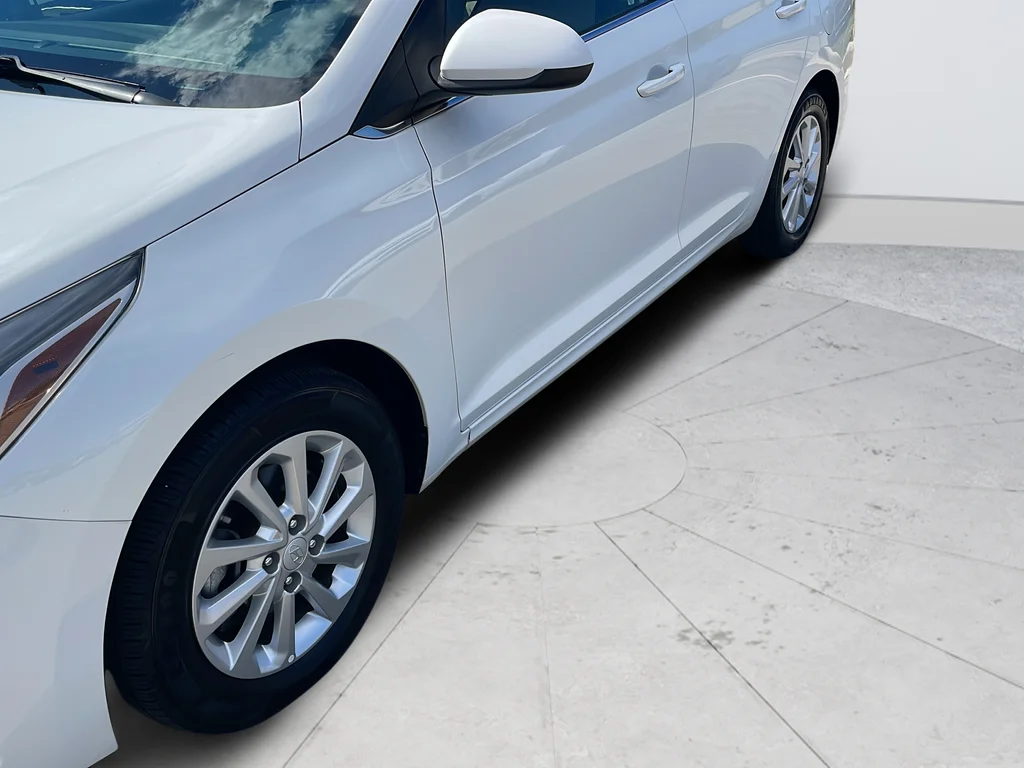 Used 2022 White Hyundai SEL image 38