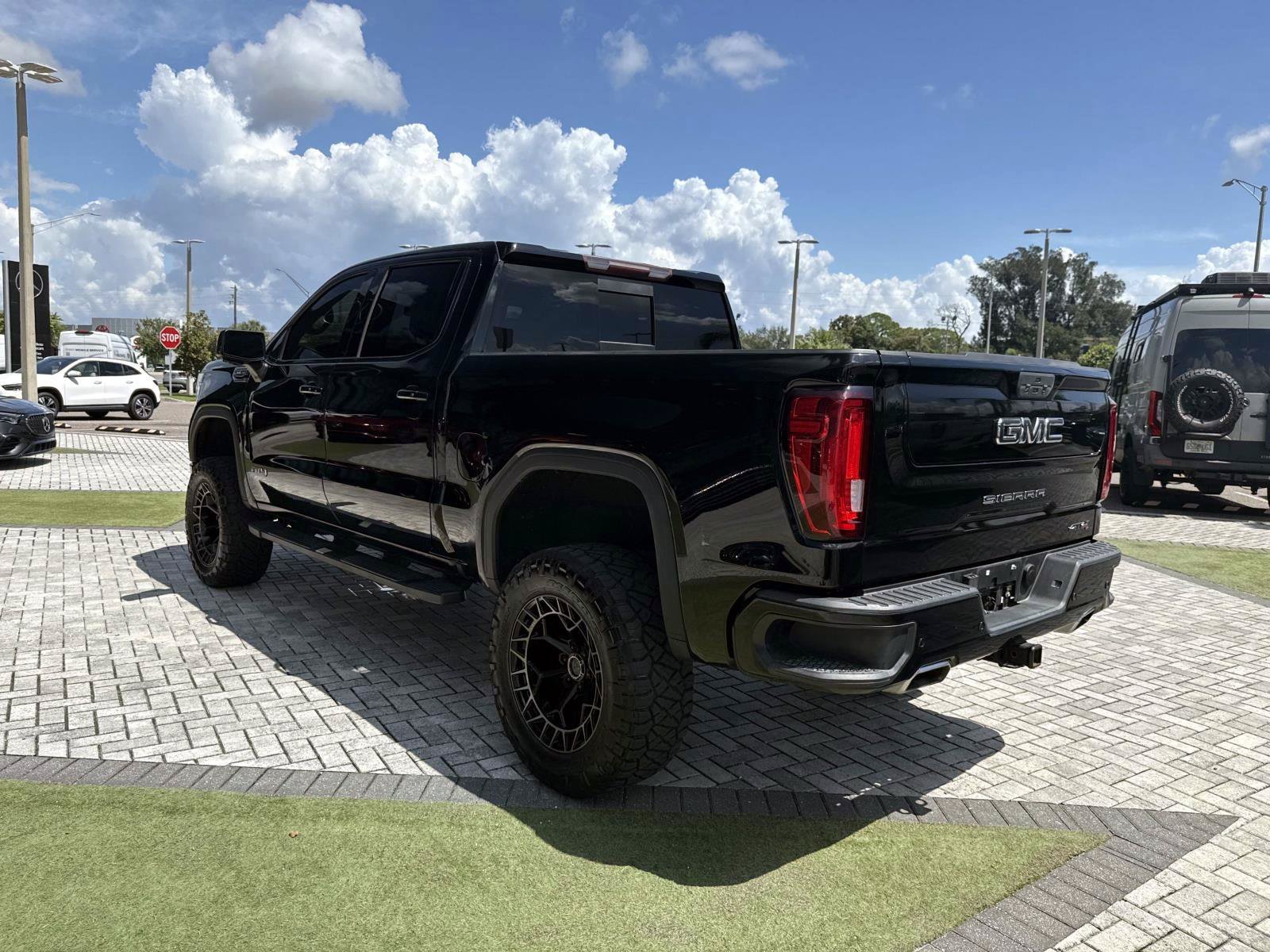 Used 2019 Onyx Black GMC AT4 image 4