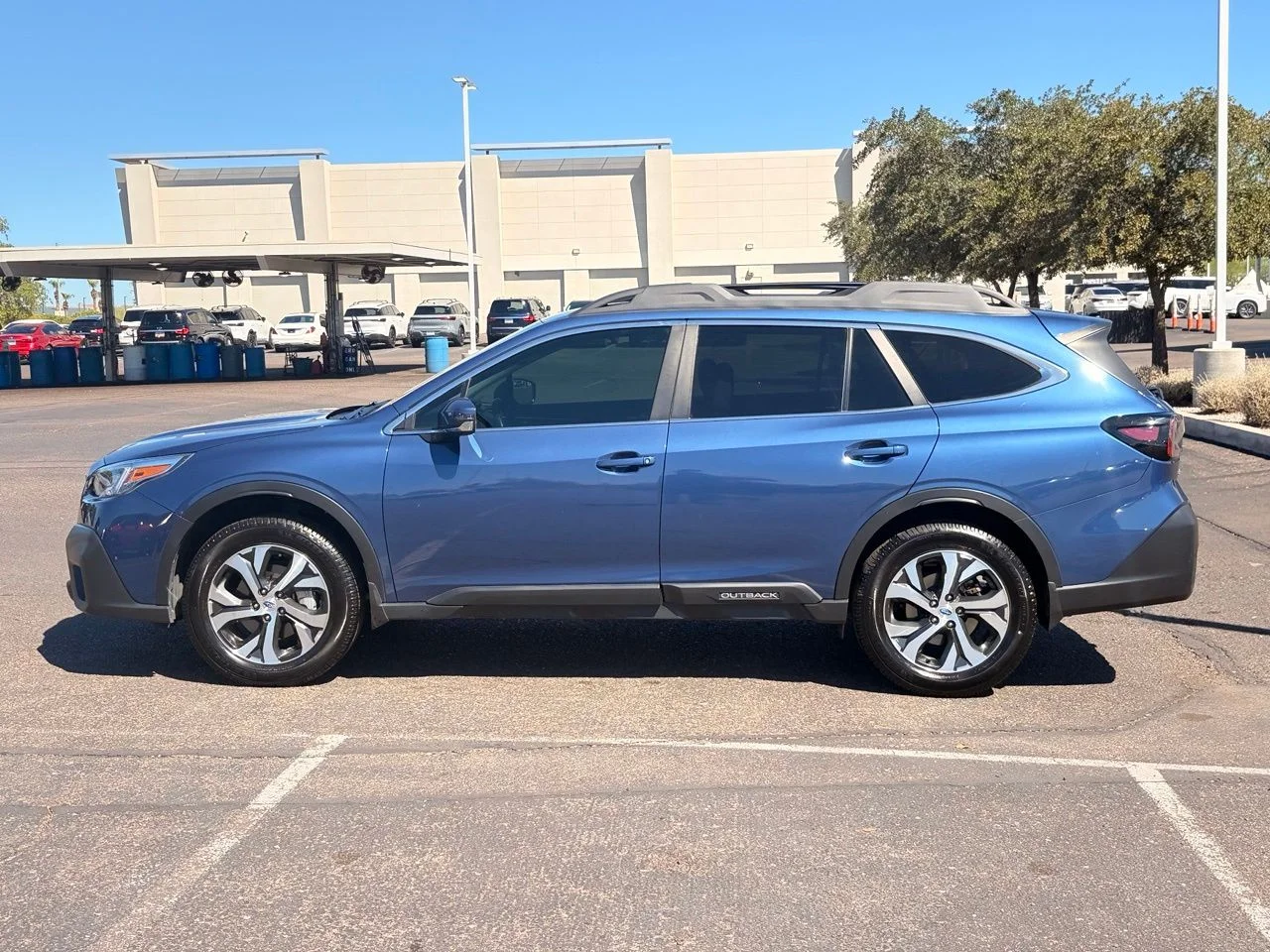 Used 2021 Abyss Blue Pearl Subaru Limited image 3