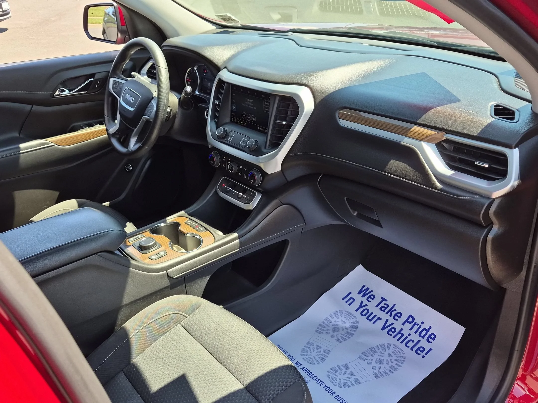 Used 2021 Cayenne Red Tintcoat GMC SLE image 26
