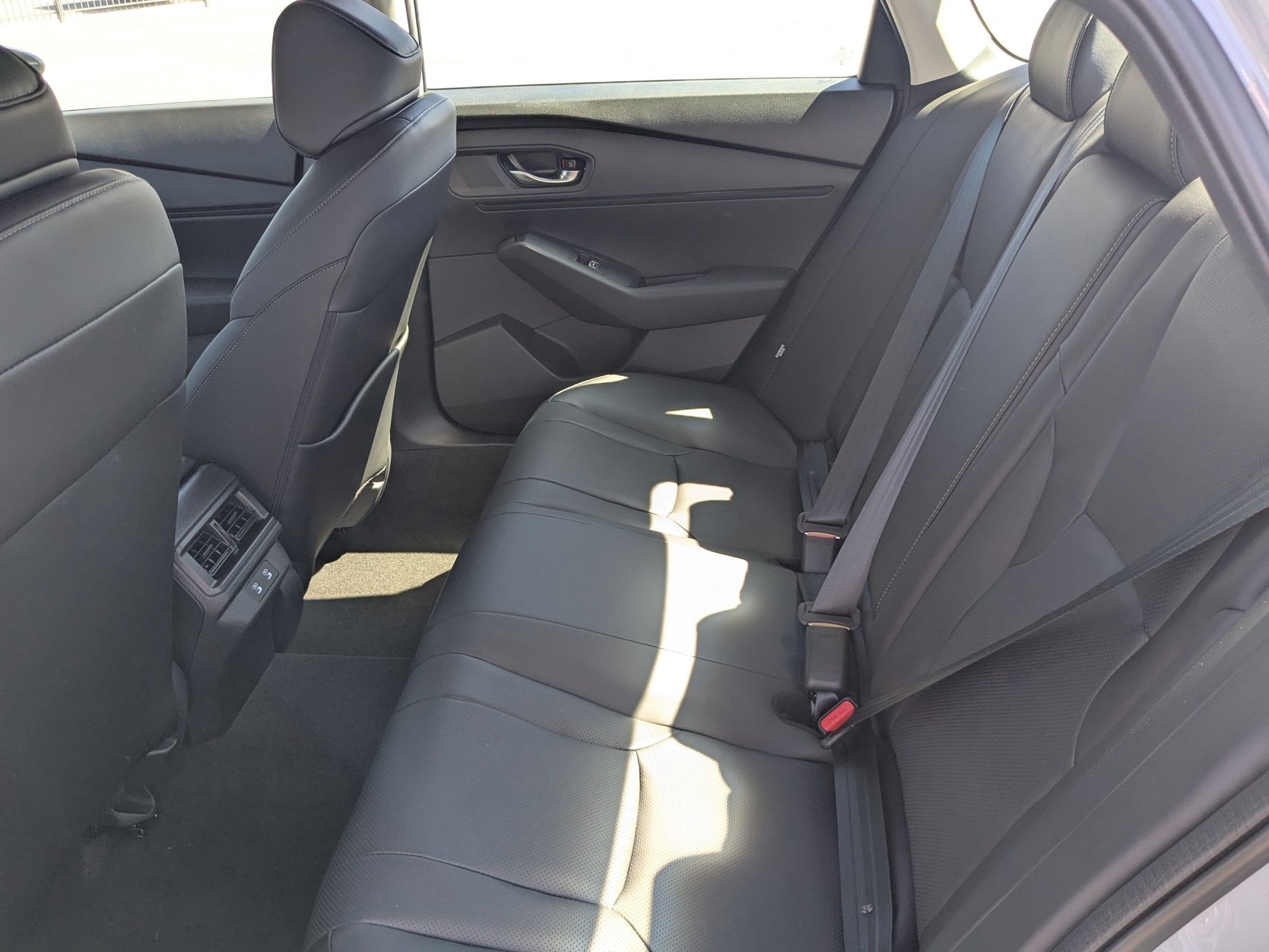 New 2026 Urban Gray Pearl Honda EX-L image 25