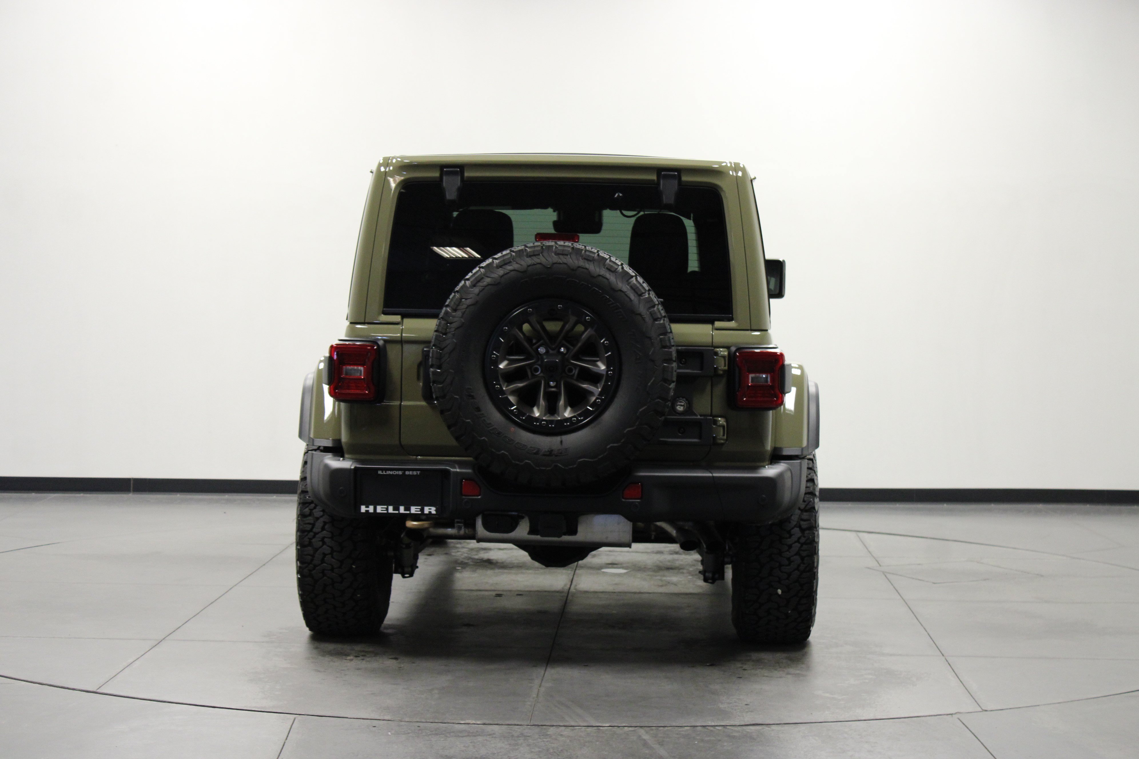 Used 2025 41 Jeep Rubicon 392 image 5