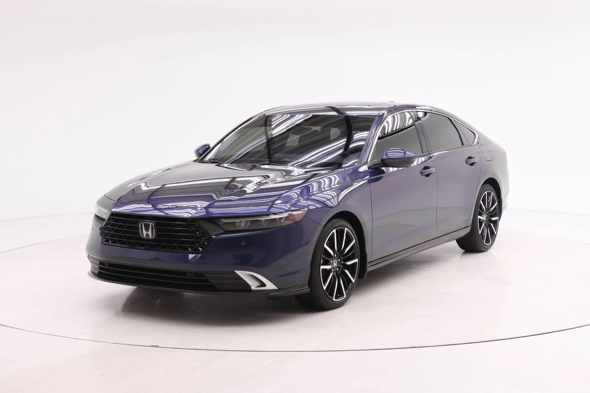 2024 Honda Accord Hybrid Touring's photo