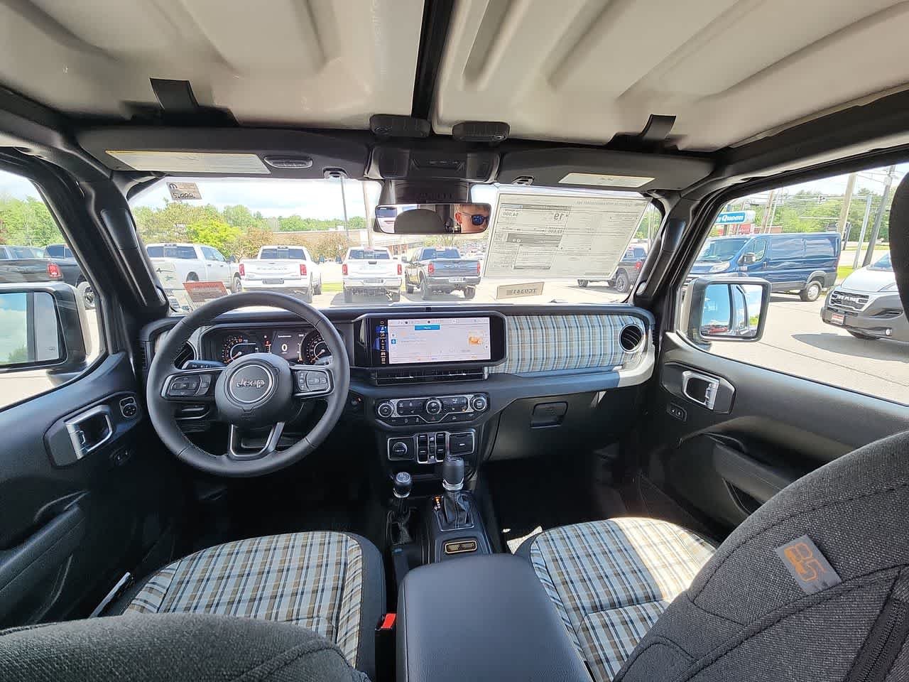 New 2026 Granite Crystal Metallic Clear-Coat Exterior Paint Jeep 85th Anniversary Edition image 17