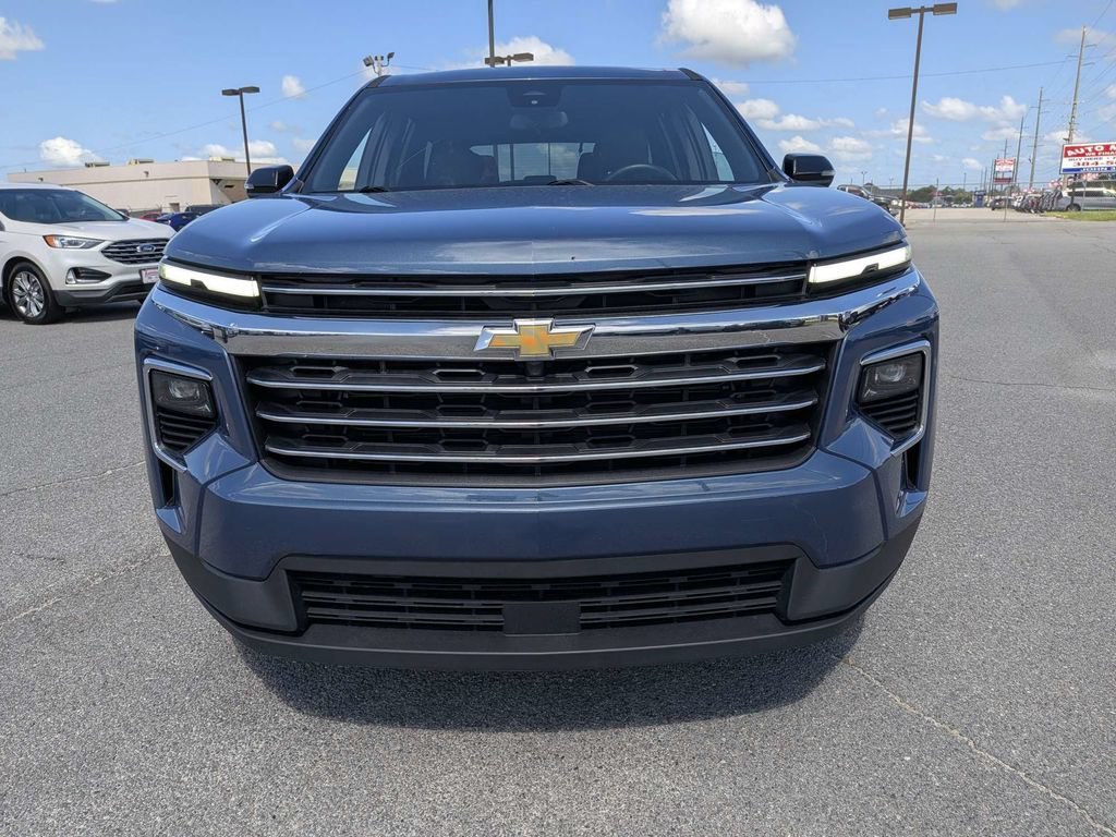 Used 2025 Lakeshore Blue Metallic Chevrolet LT image 6