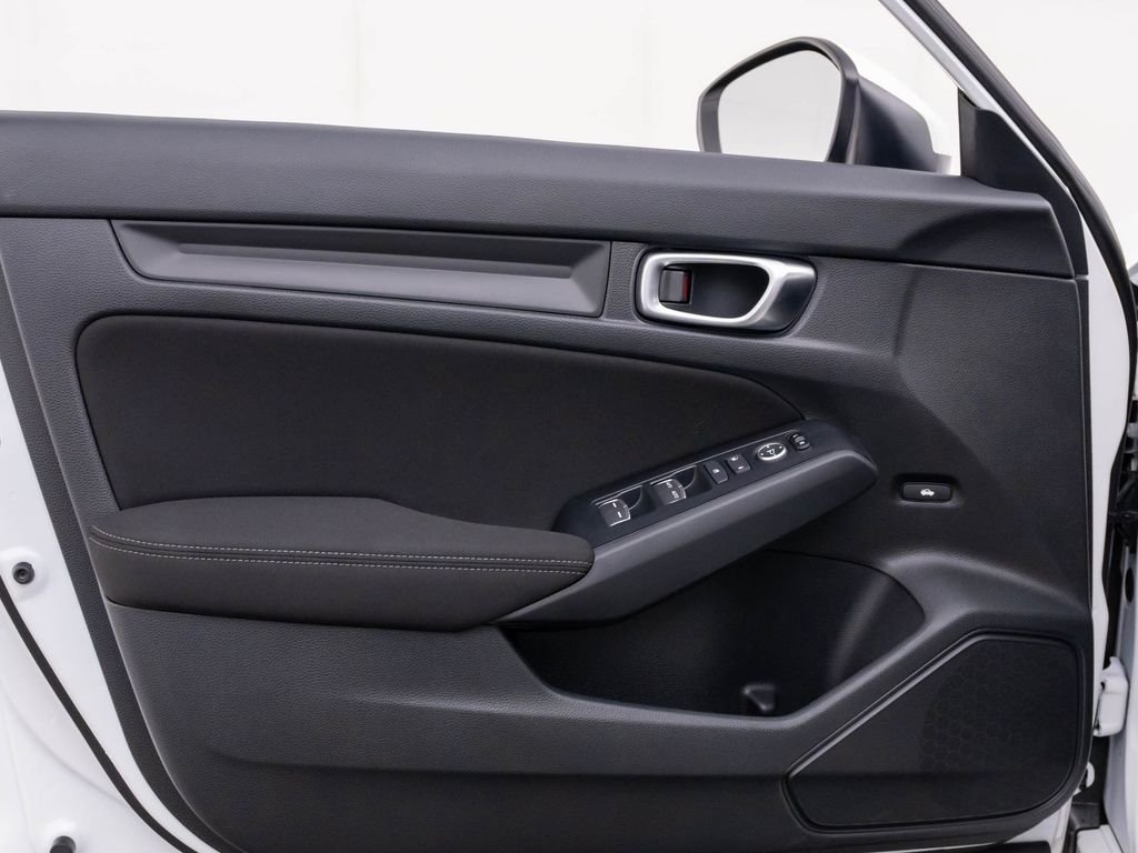 New 2026 Platinum White Pearl Honda LX image 14