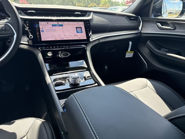 New 2026 Silver Jeep Limited Reserve image 29