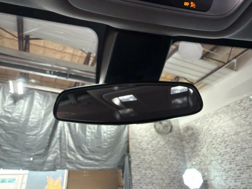 Used 2025 Summit White Chevrolet LT image 29
