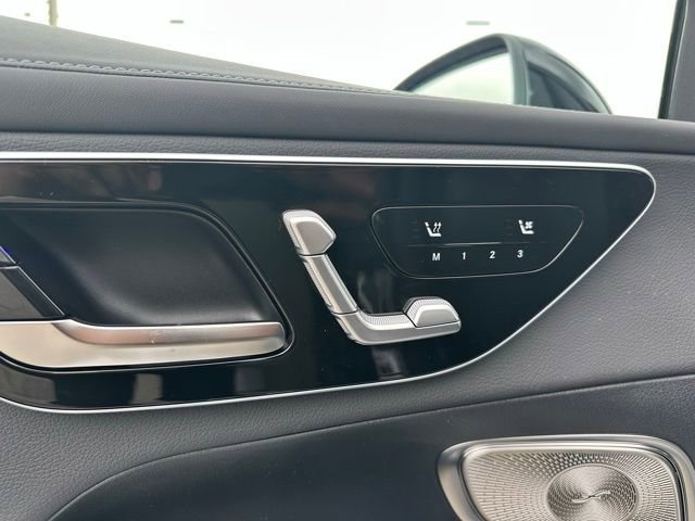 New 2026 MANUFAKTUR exclusive graphite grey magno Mercedes-Benz GLC 300 image 52