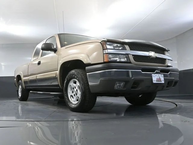 Used 2004 Beige Chevrolet Z71 image 44