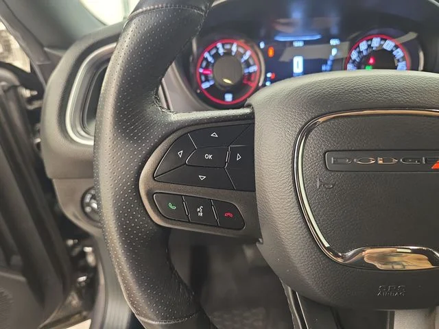 Used 2021 Granite Crystal Clearcoat Metallic Dodge SXT image 26