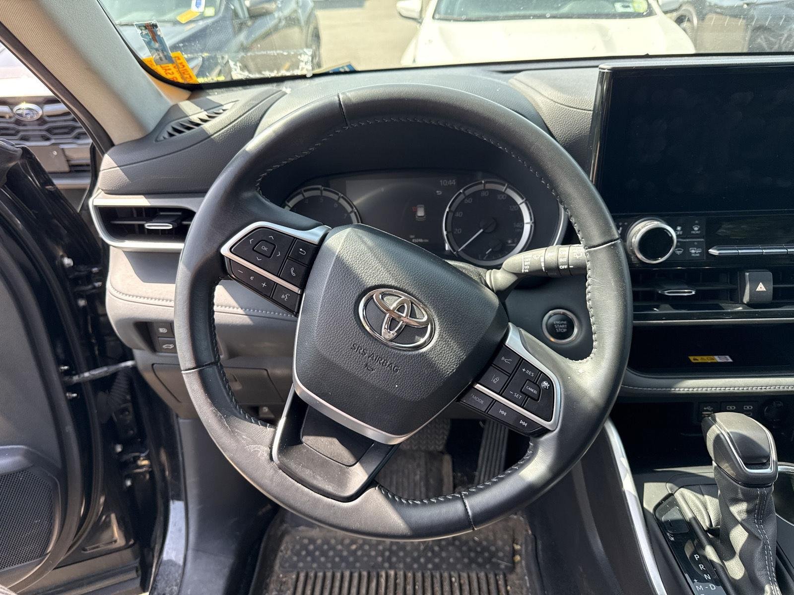 Used 2024 Midnight Black Metallic Toyota XLE image 9