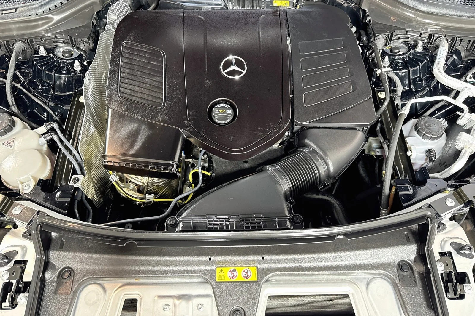 Used 2026 Black Mercedes-Benz GLC 300 image 29