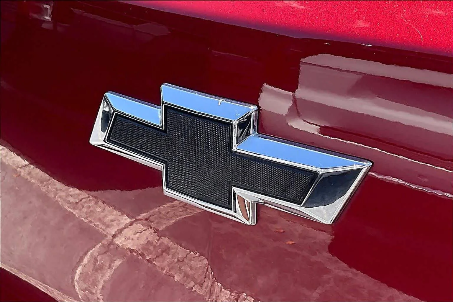 Used 2023 Crimson Metallic Chevrolet RS image 16
