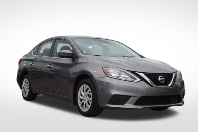 2019 Nissan Sentra S CVT's photo