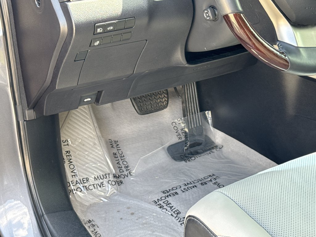 Used 2019 Nebula Gray Pearl Lexus 350 image 17