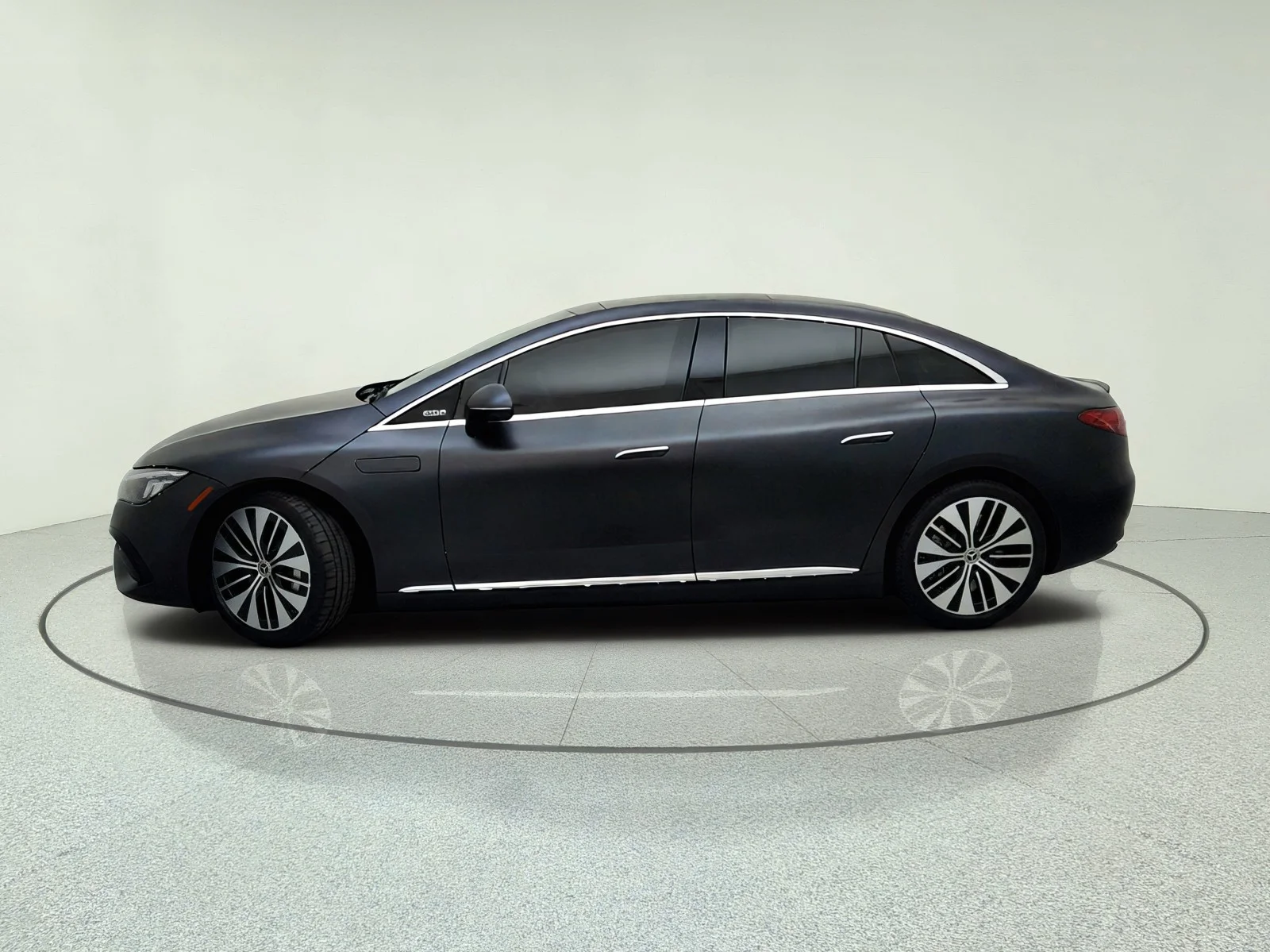 Certified Used 2023 MANUFAKTUR Graphite Grey Magno Mercedes-Benz EQE 350 image 14
