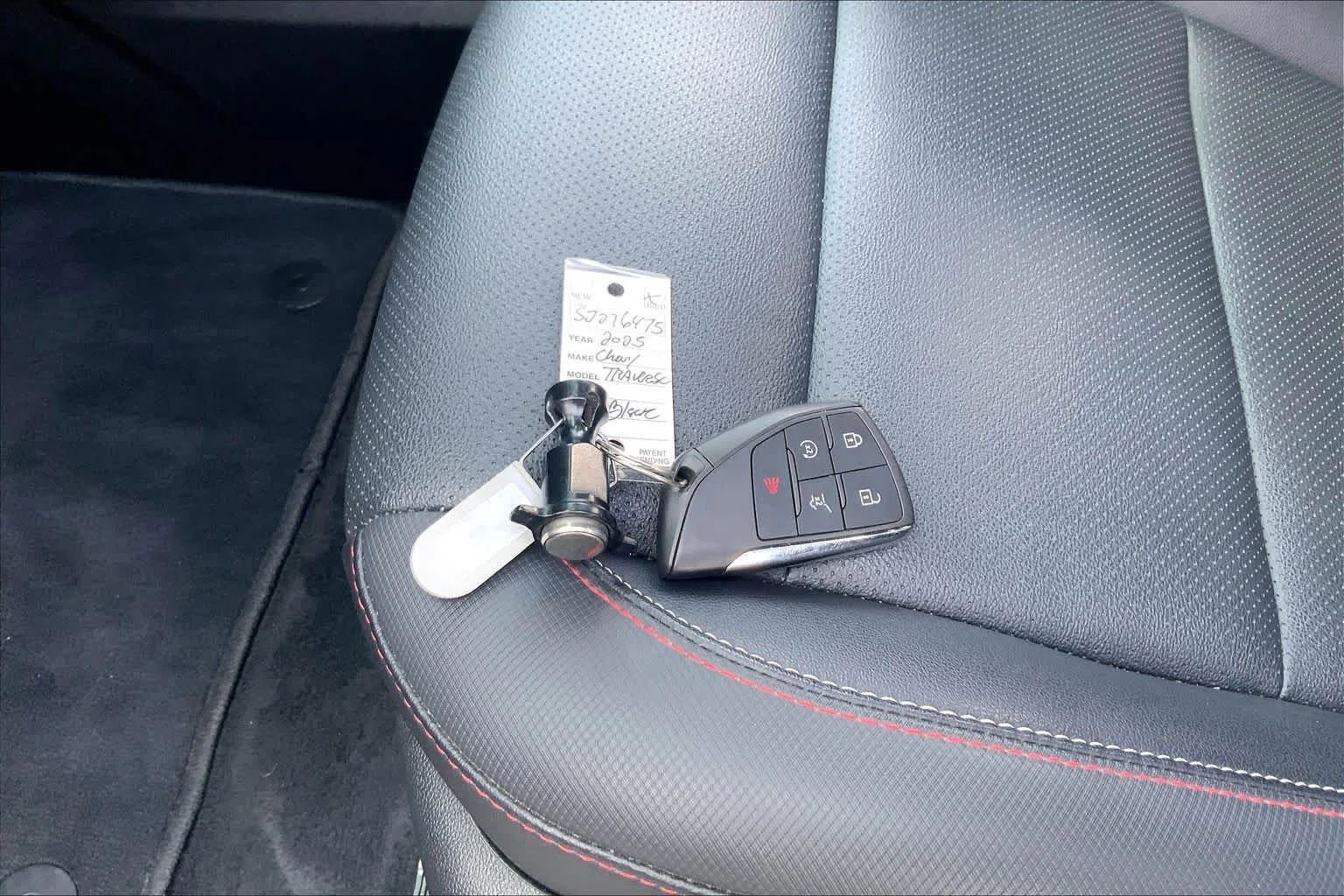 Used 2025 Mosaic Black Metallic Chevrolet AWD Z71 image 15
