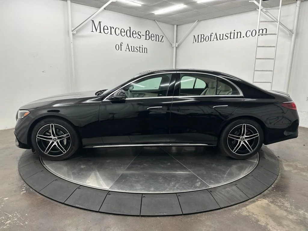 New 2027 Black Mercedes-Benz E 450 image 4