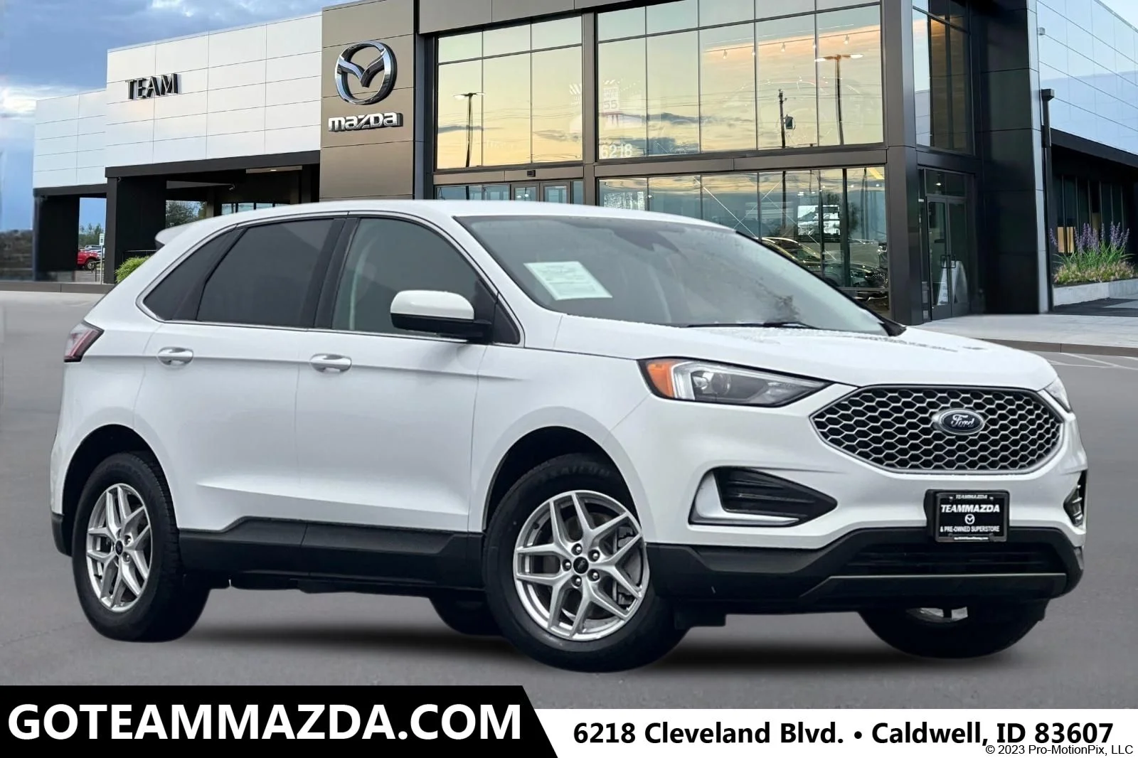 2024 Ford Edge SEL AWD's photo