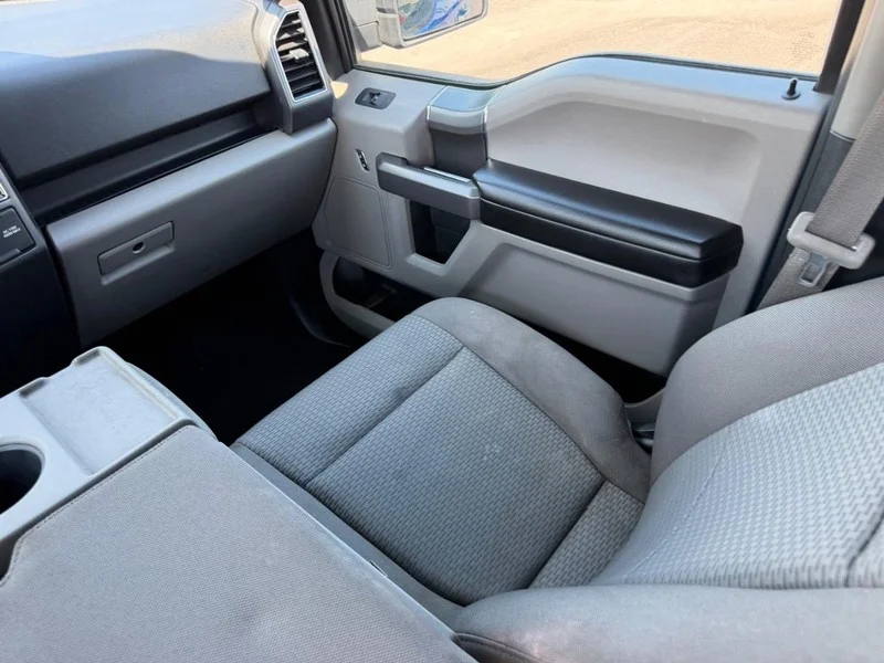 Certified Used 2019 Velocity Blue Metallic Ford XLT image 16
