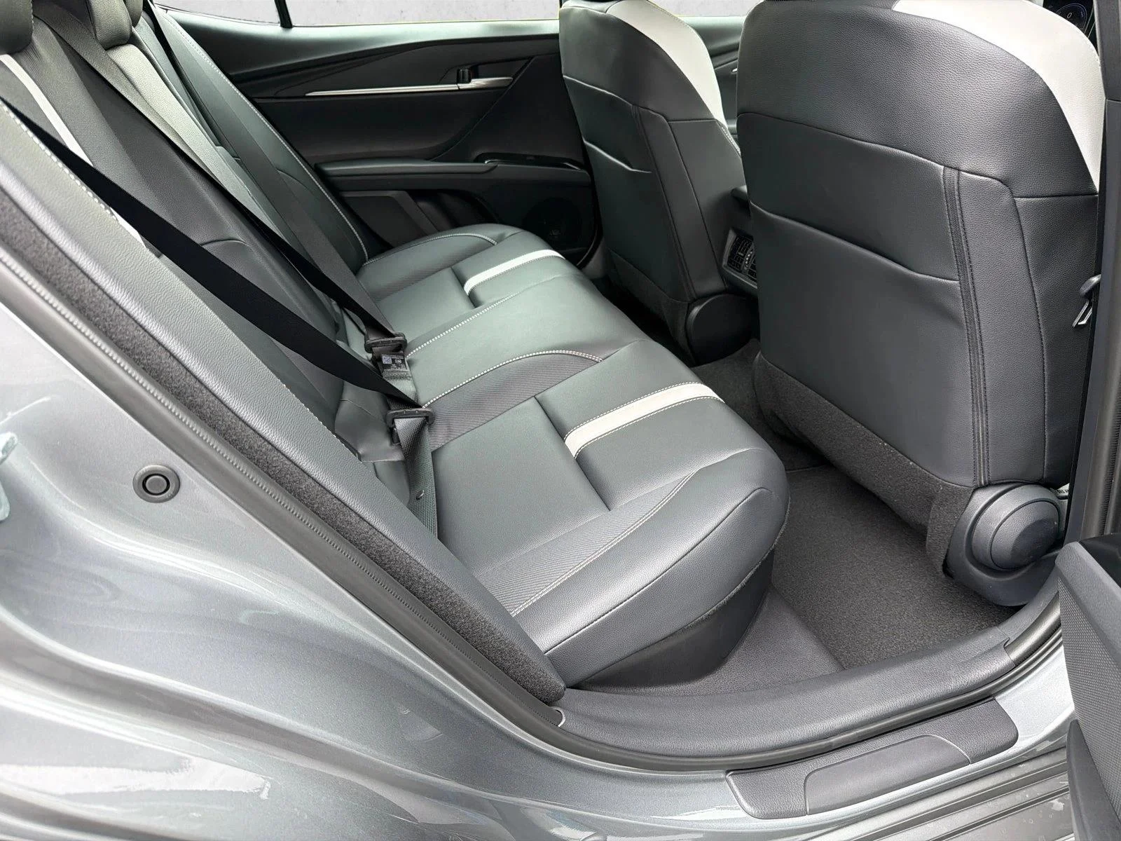 Used 2026 Heavy Metal Toyota SE image 15