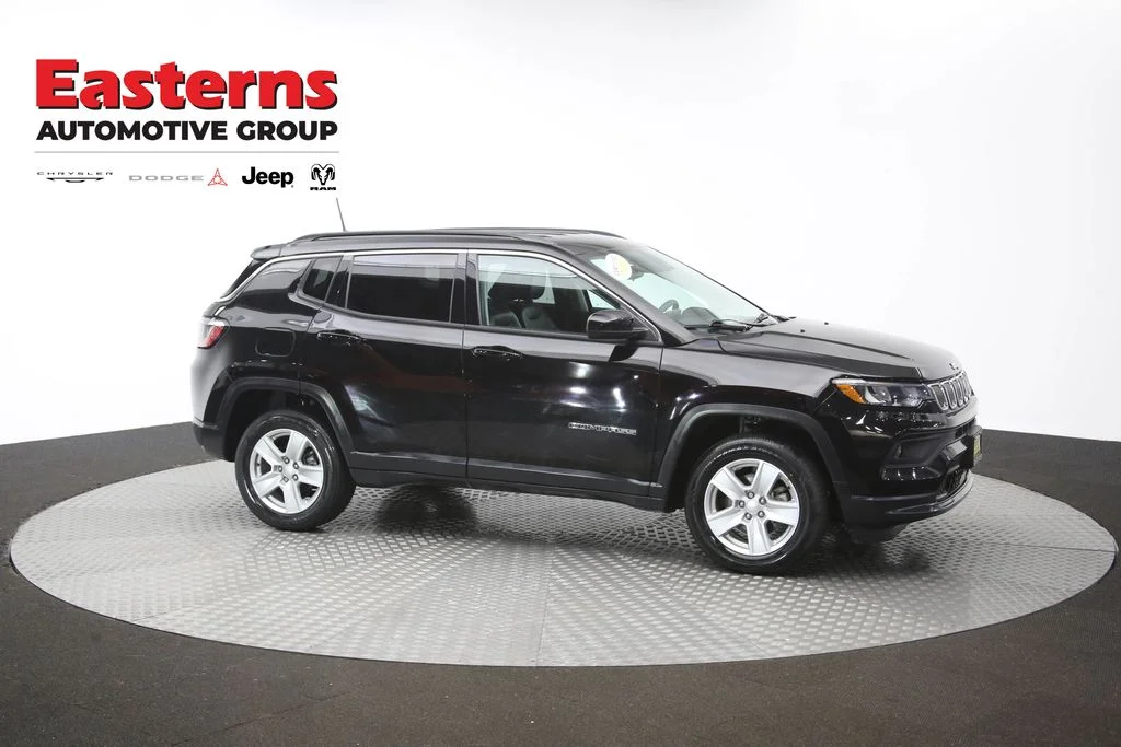 Certified Used 2022 Black Jeep Latitude image 46