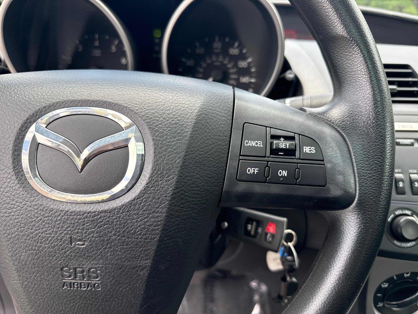 Used 2010 Graphite Mica Mazda i Touring image 19