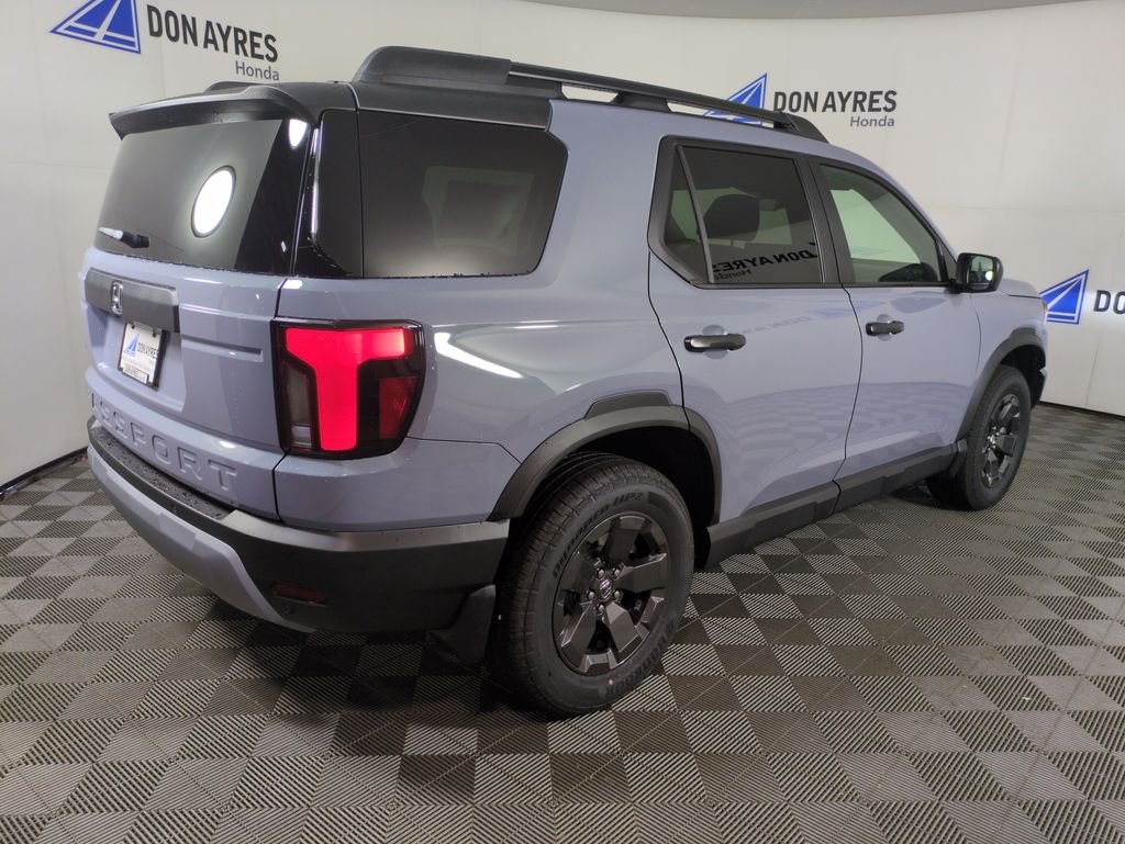 New 2026 Sonic Gray Pearl Honda RTL image 5