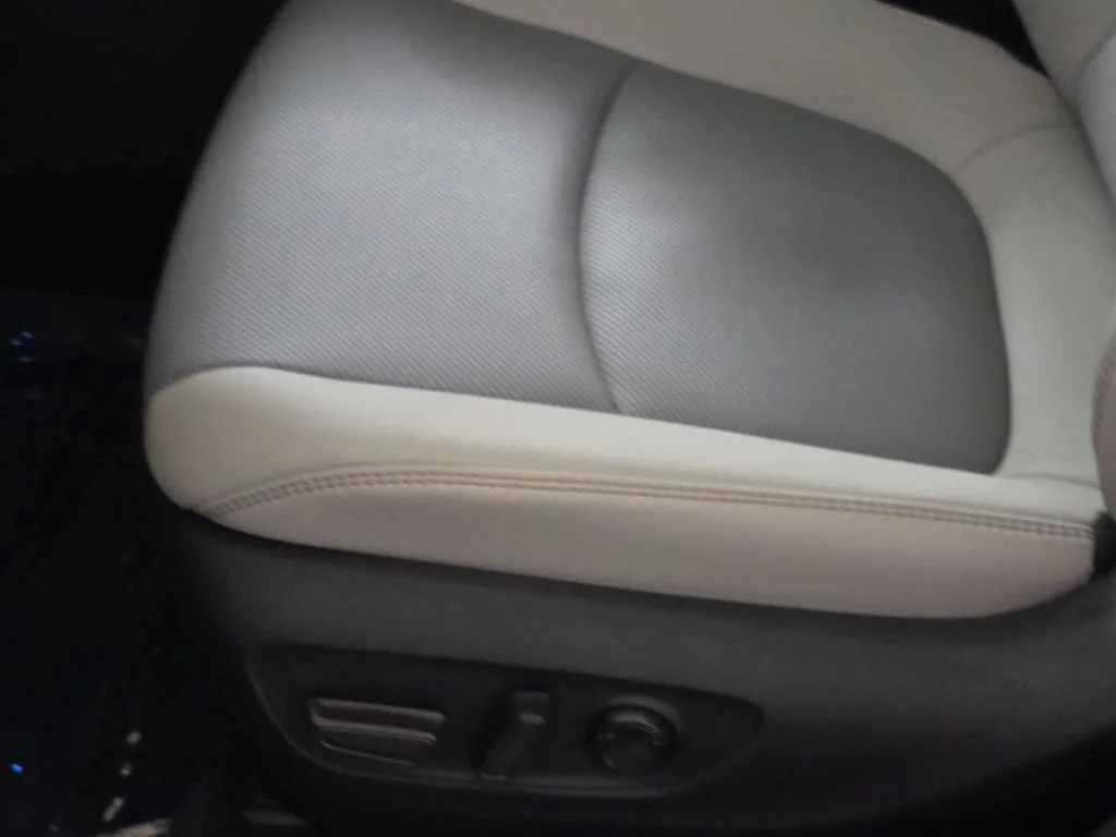 Used 2025 Red Toyota Limited image 31