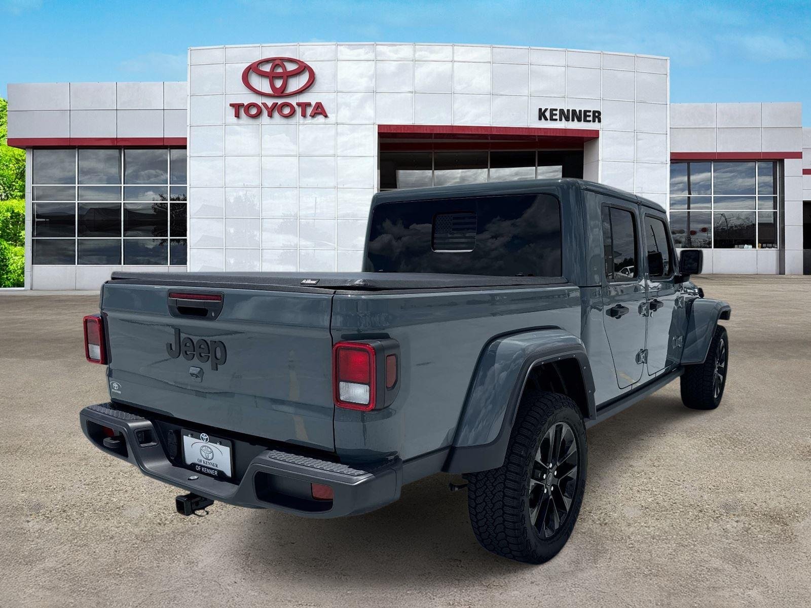 Used 2025 Anvil Clearcoat Jeep Nighthawk image 7