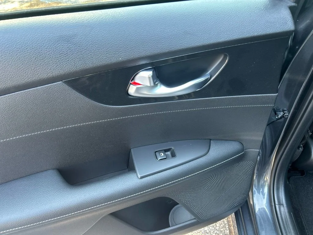 Used 2023 Gray Kia GT-Line image 27