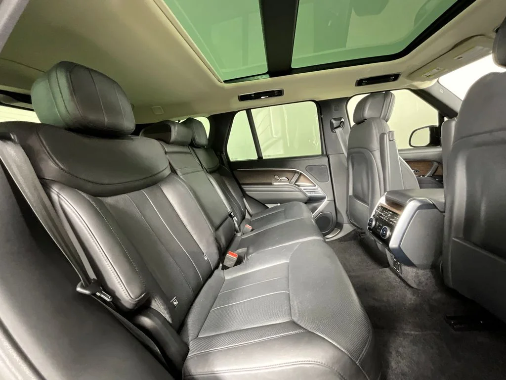 Used 2023 Black Land Rover SE image 23
