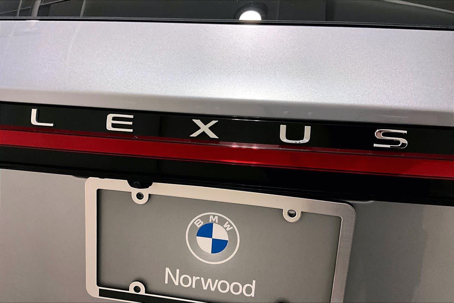 Used 2024 Iridium Lexus Premium image 47