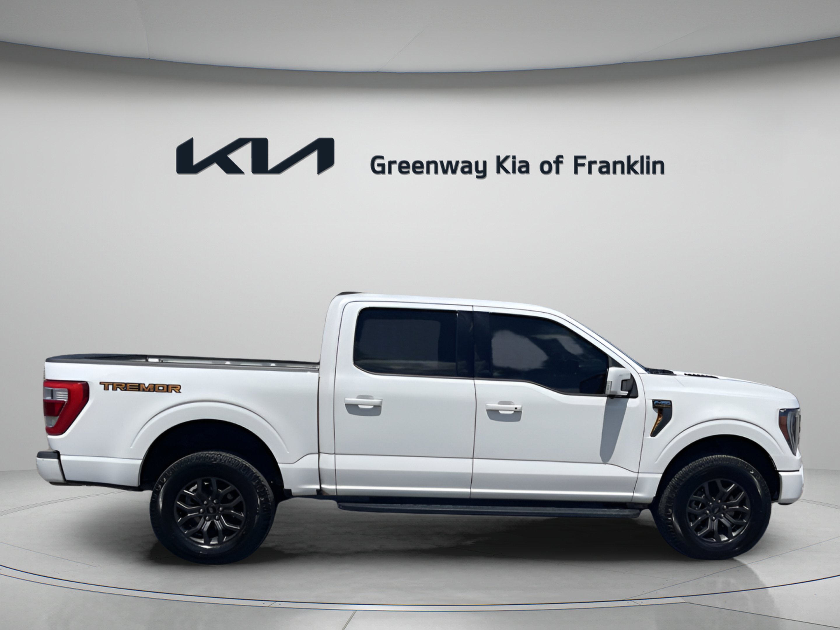 Used 2023 White Metallic Ford Tremor image 8