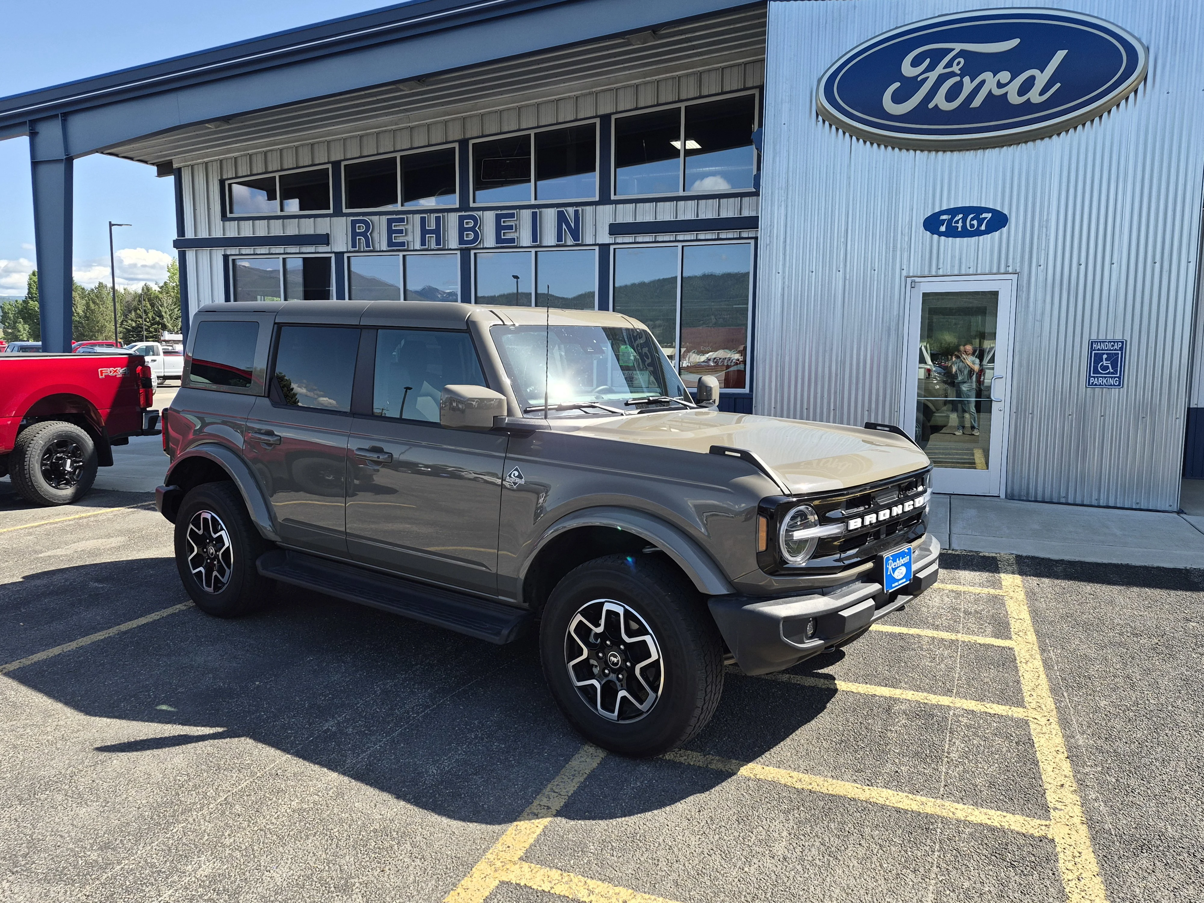 2025 Ford Bronco's photo