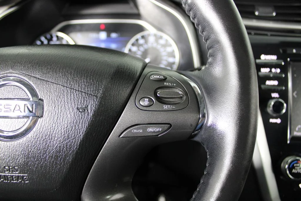 Certified Used 2020 Black Nissan Platinum image 30