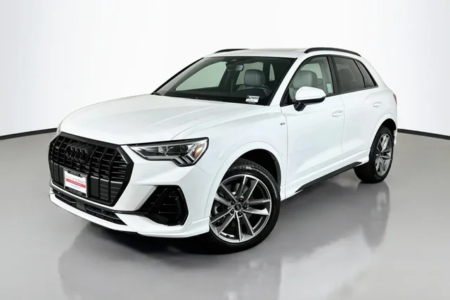 2024 Audi Q3 S line Premium