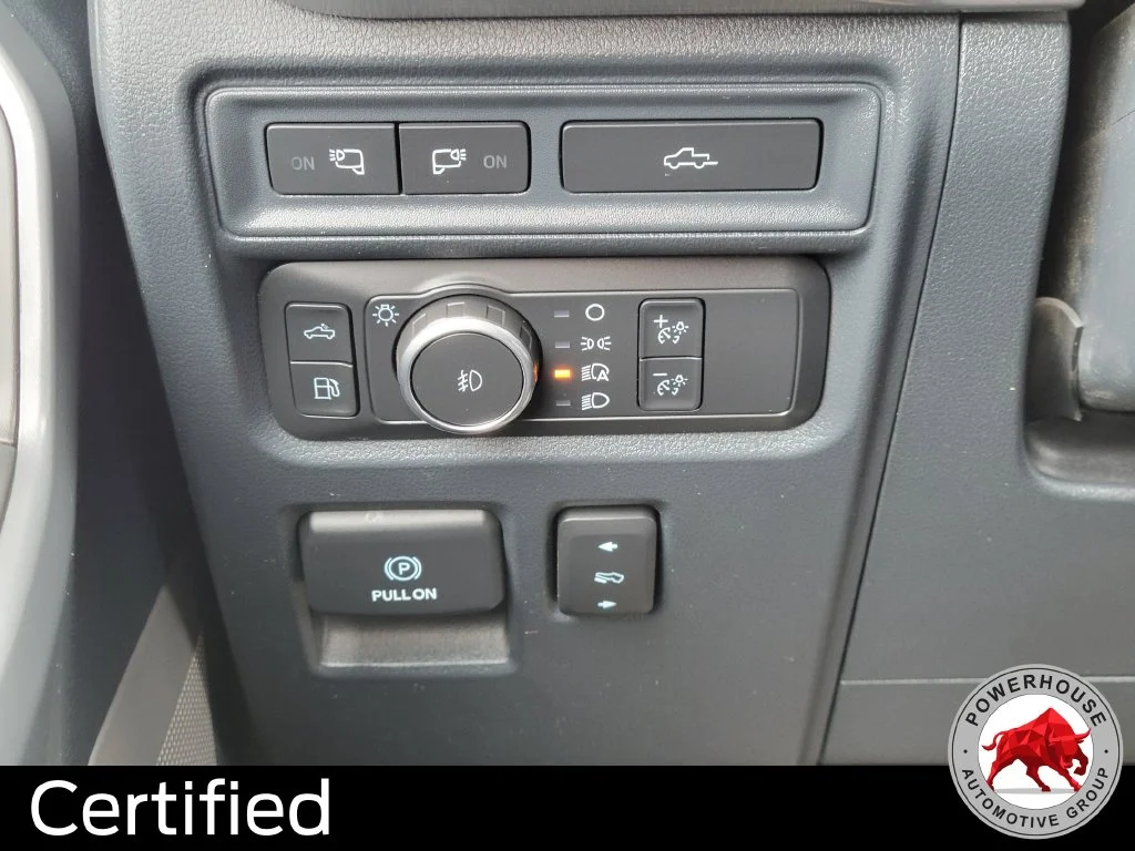Used 2022 Gray Ford Lariat image 27