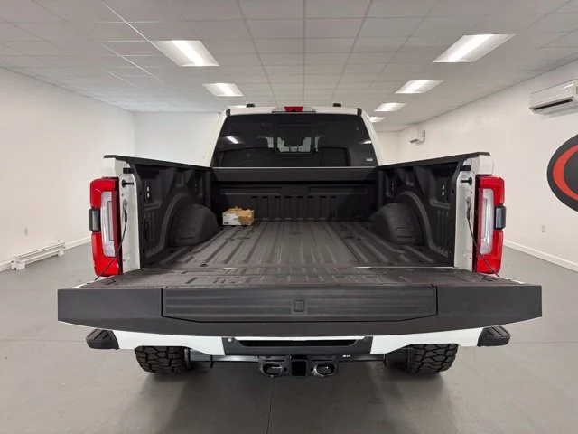 New 2026 Star White Metallic Tri-Coat Ford F-350® Platinum® image 31