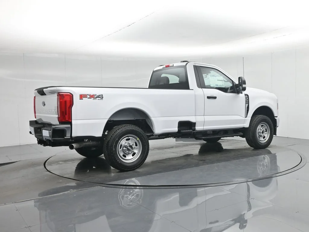 New 2026 Oxford White Ford XL image 22