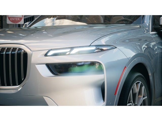 New 2027 Sparkling Copper Metallic BMW  image 6