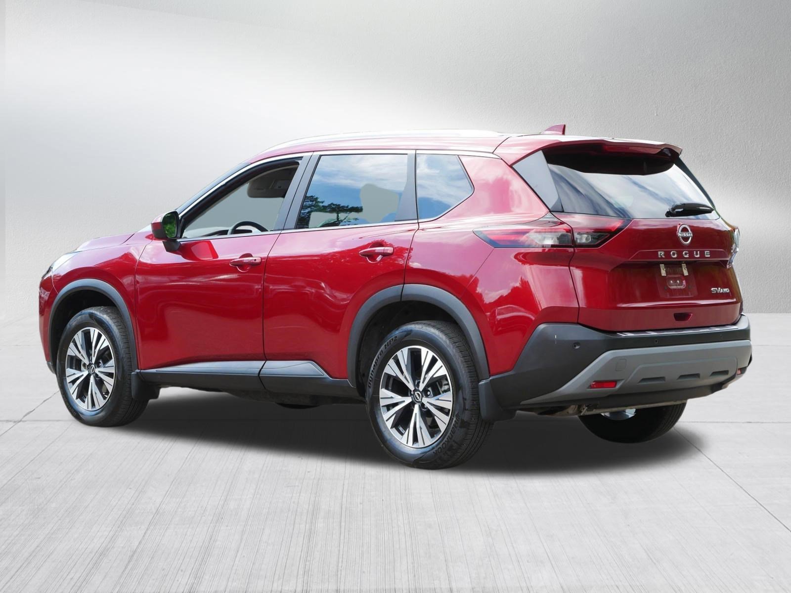 Certified Used 2023 Scarlet Ember Tintcoat Nissan SV image 5