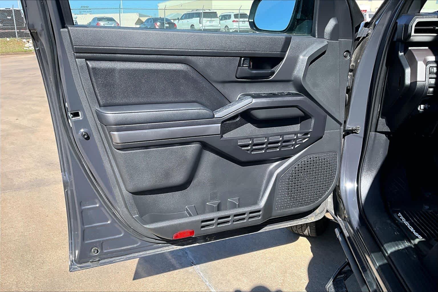 2024 Toyota Tacoma SR5 - Photo 24