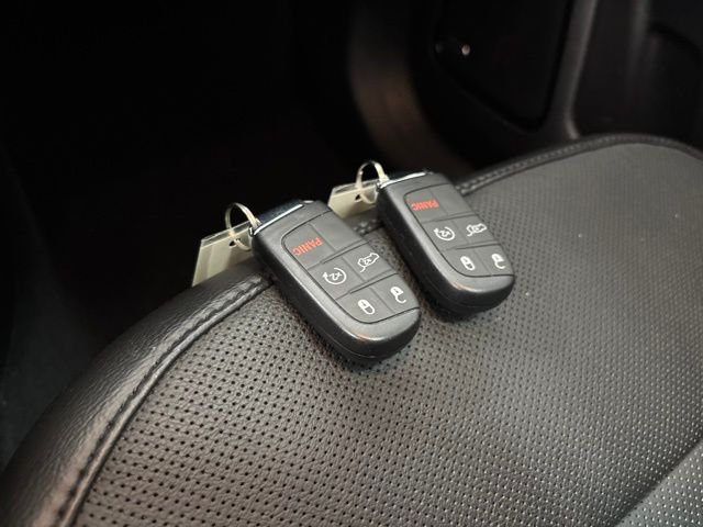 Used 2023 Silver Jeep Limited image 22