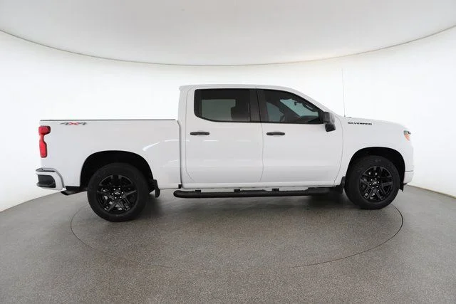2023 Chevrolet Silverado 1500 Custom - Photo 21